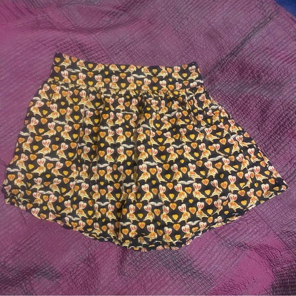 Miniskirt w/Reading Squirrels Print! - Picture 3 of 8